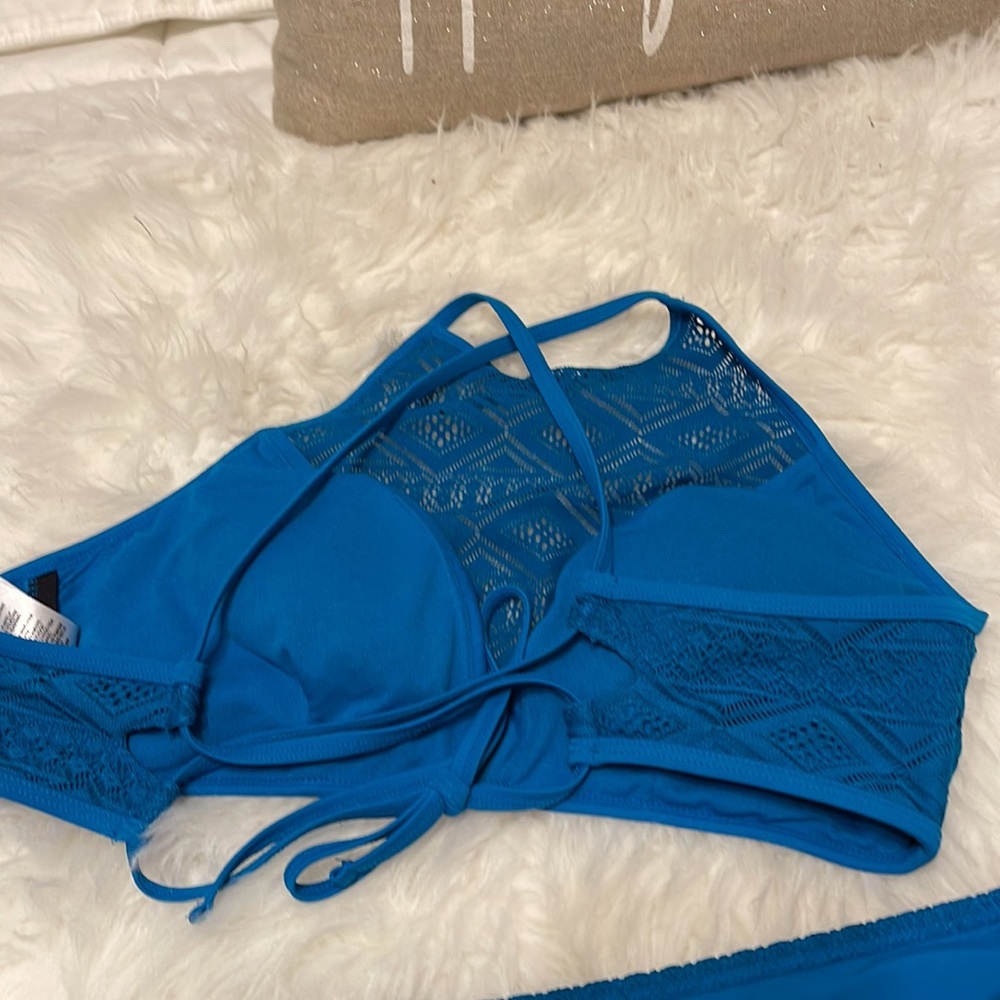 2 piece - Picture 2 of 4